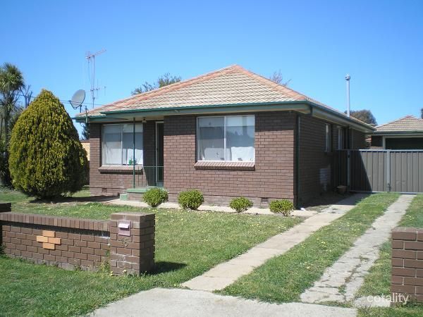 16 Beaufort St, Blayney, NSW 2799