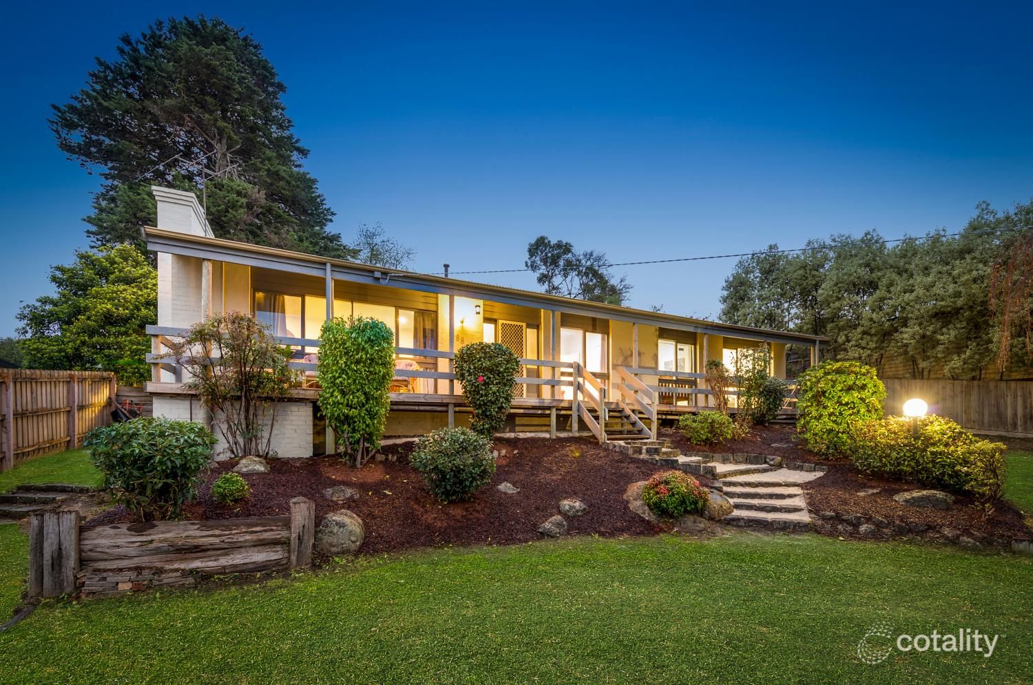 888 Warburton Hwy, Seville East, VIC 3139