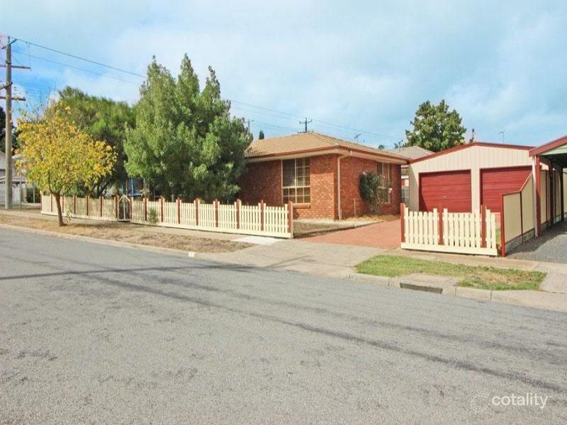 2 Jacobs Ave, Kyneton, VIC 3444