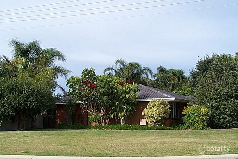 31 Eastbourne Rd, Sunset Beach, WA 6530