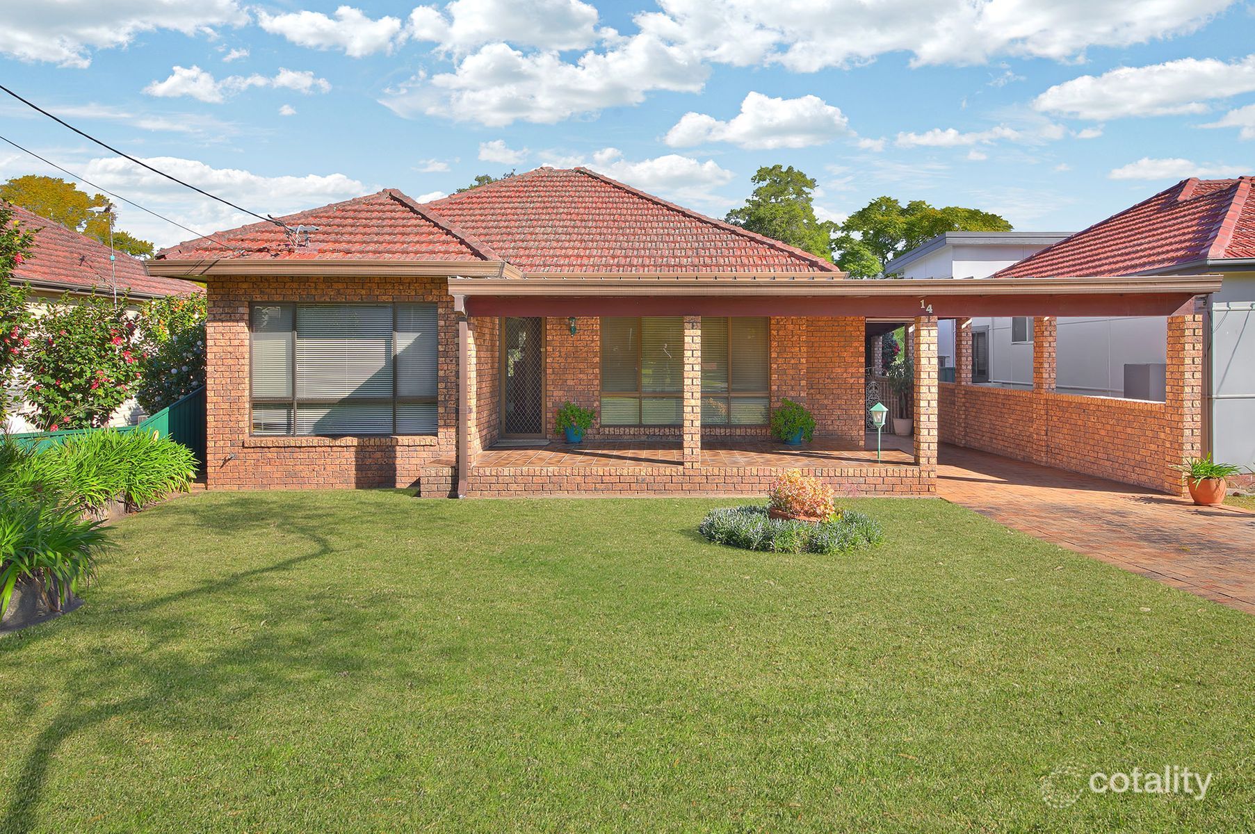 14 Hazelglen Ave, Panania, NSW 2213