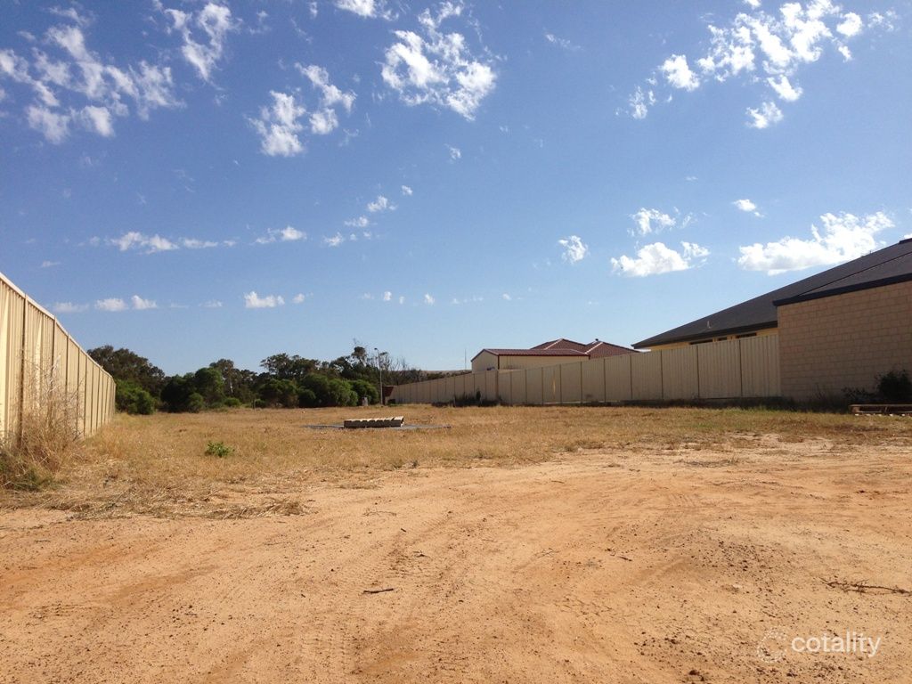 16 Pepper Gte, Waggrakine, WA 6530