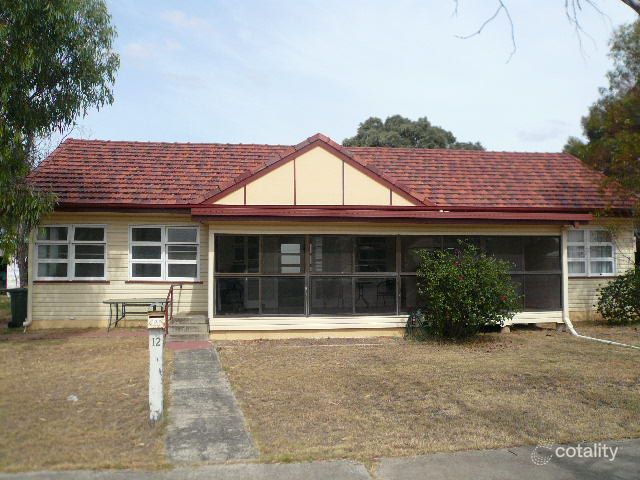 12 Day St, Tara, QLD 4421