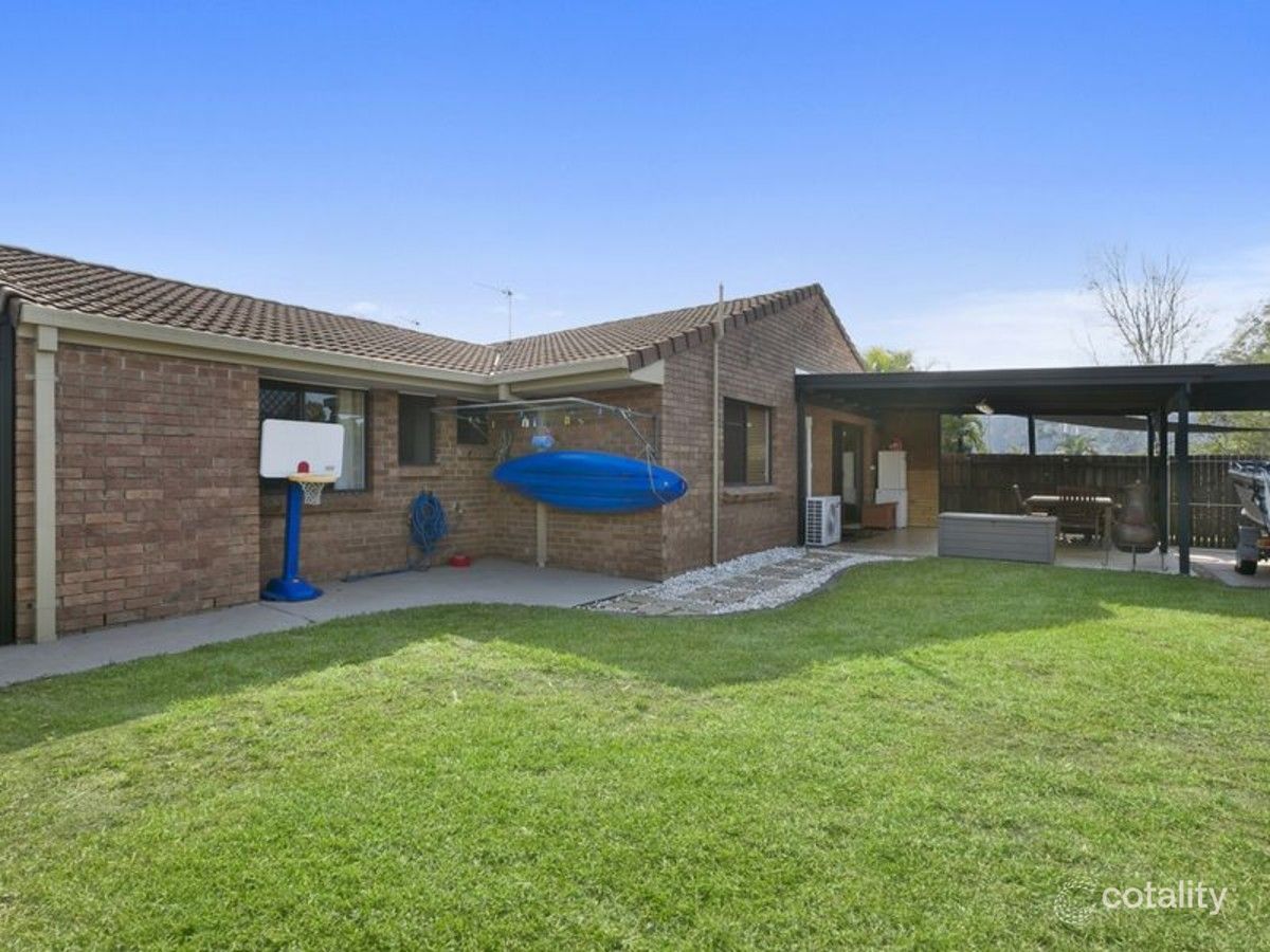 2/25 Chaplin Cres, Oxenford, QLD 4210