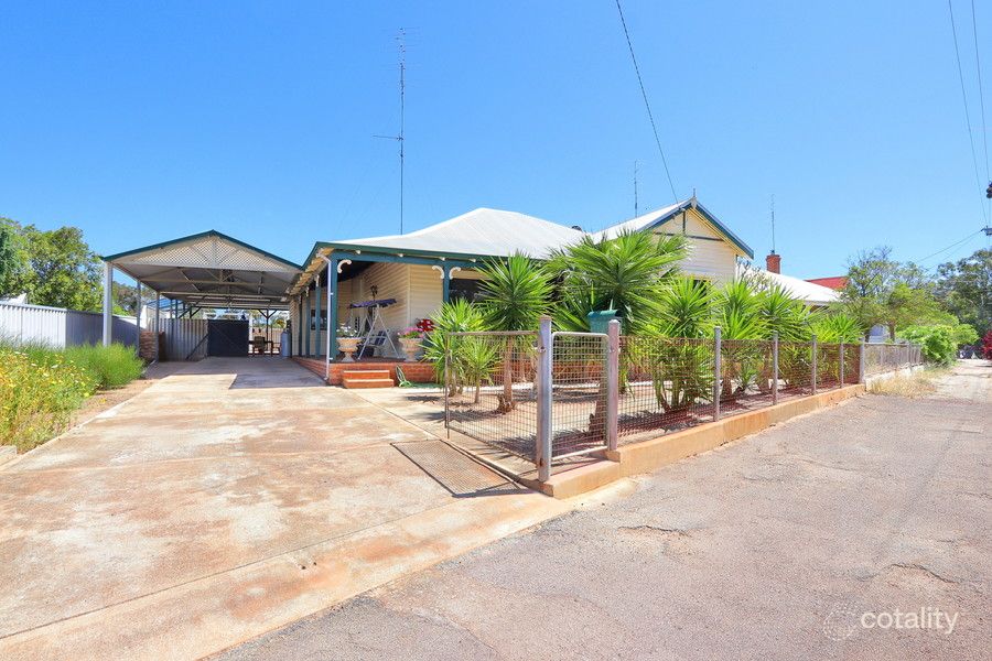 18 Hawes St, Northam, WA 6401