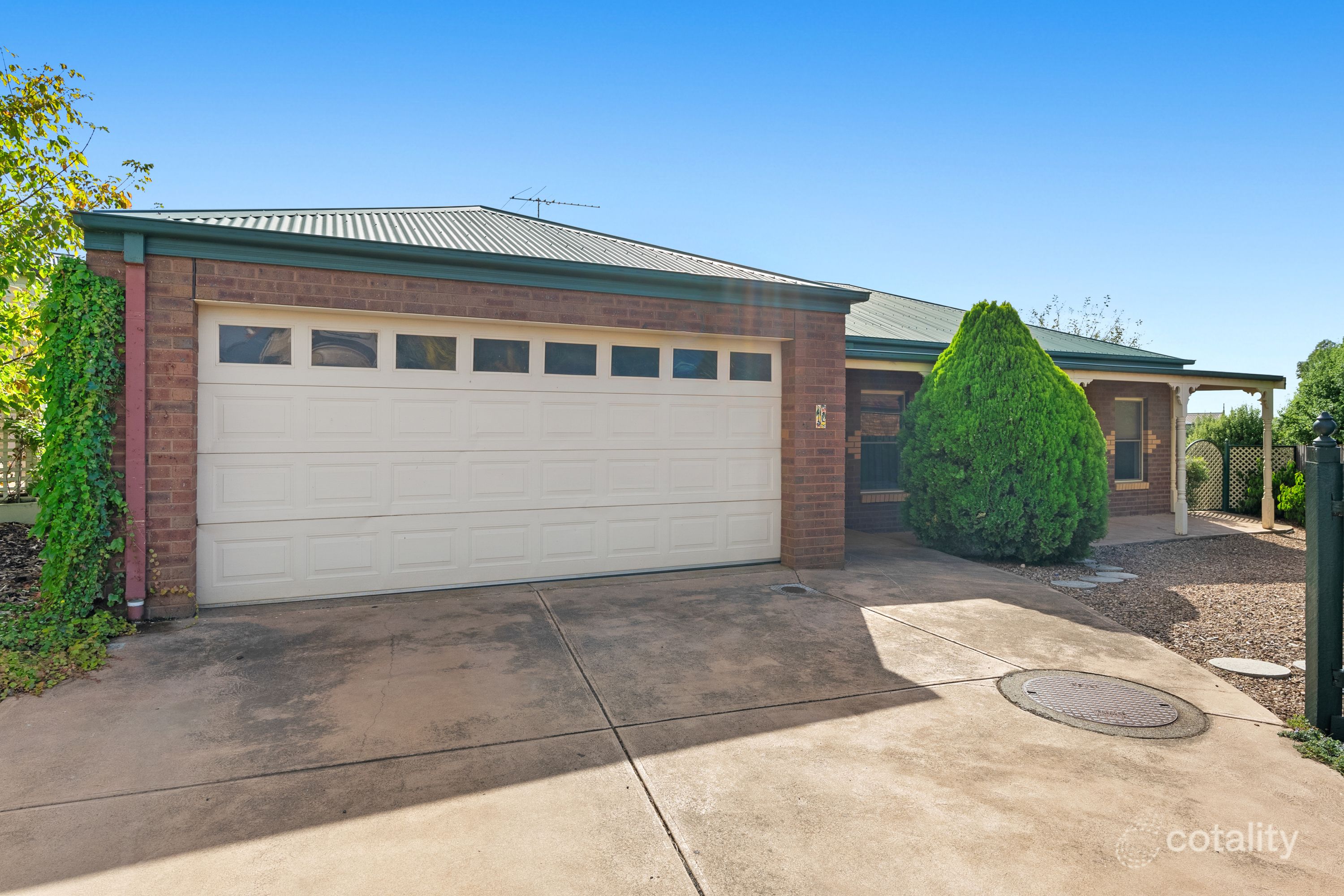 12 Stamford Cl, Bacchus Marsh, VIC 3340