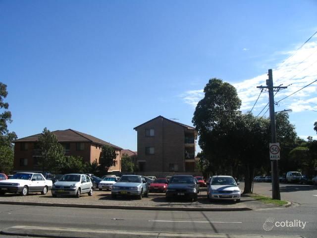 302/112 Queens Rd, Hurstville, NSW 2220