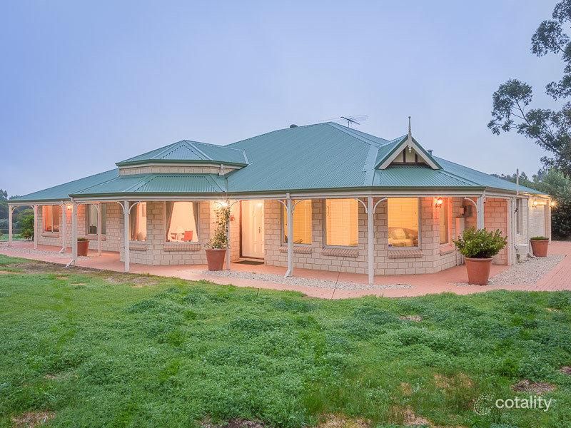 7 Arania Pl, Bedfordale, WA 6112