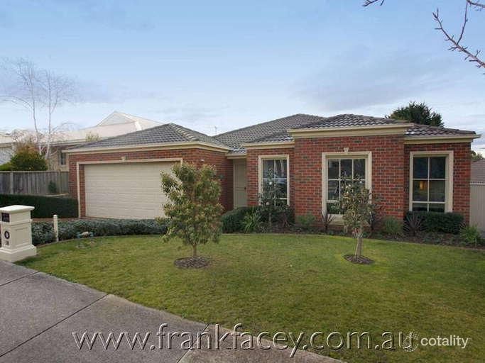 18 Shannon Way, Berwick, VIC 3806