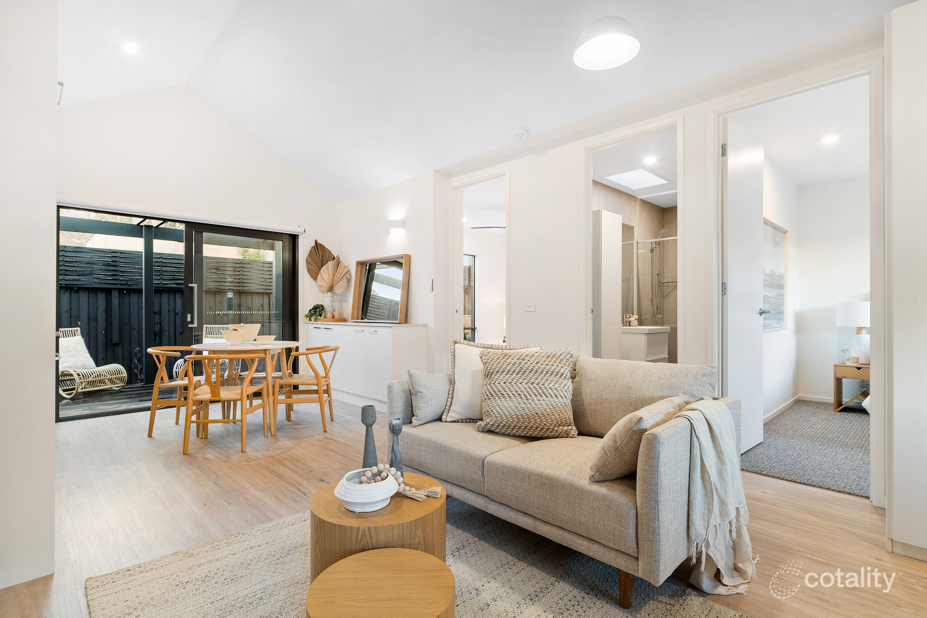 2/179 Austin Rd, Seaford, VIC 3198