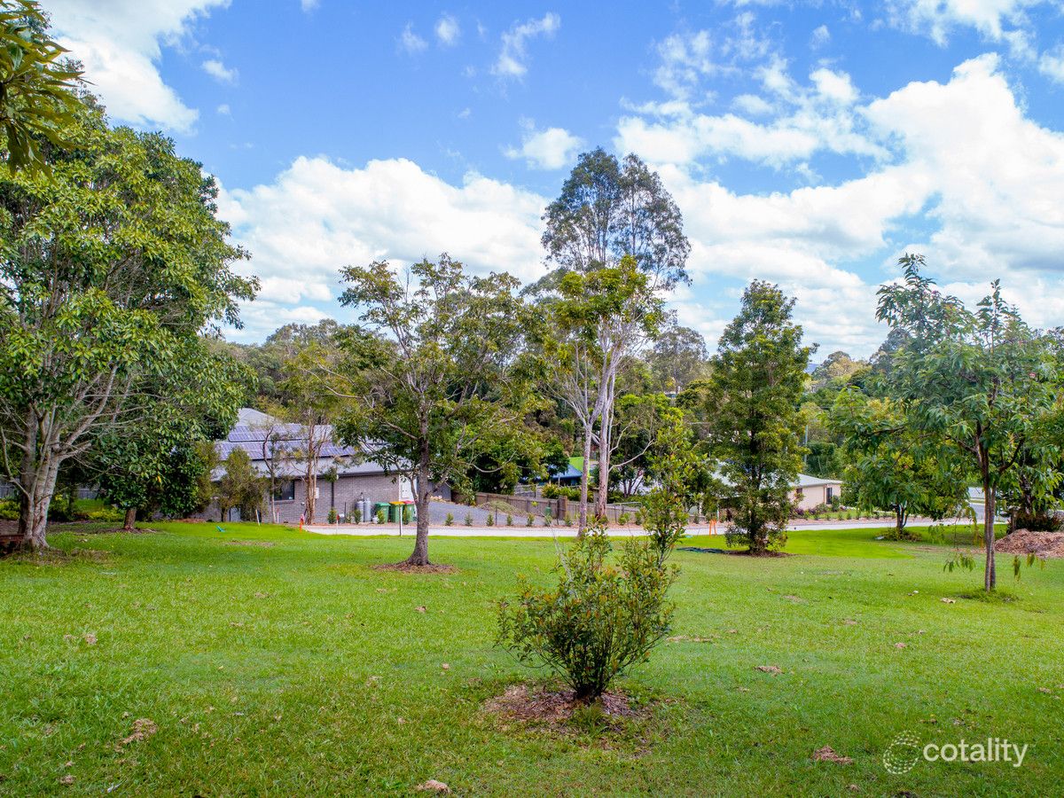 22 Lake Macdonald Dr, Cooroy, QLD 4563