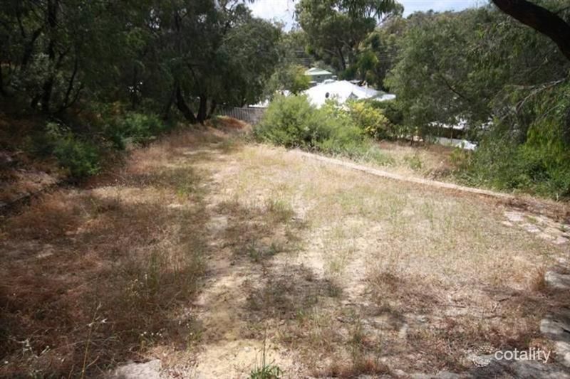 10 Martin Ct, Binningup, WA 6233