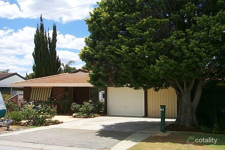 64b Amanda Dr, Camillo, WA 6111