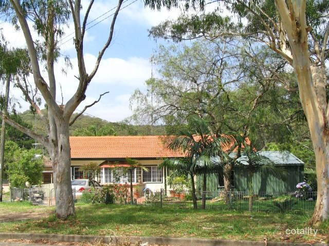 2 Serpentine Rd, Gymea, NSW 2227