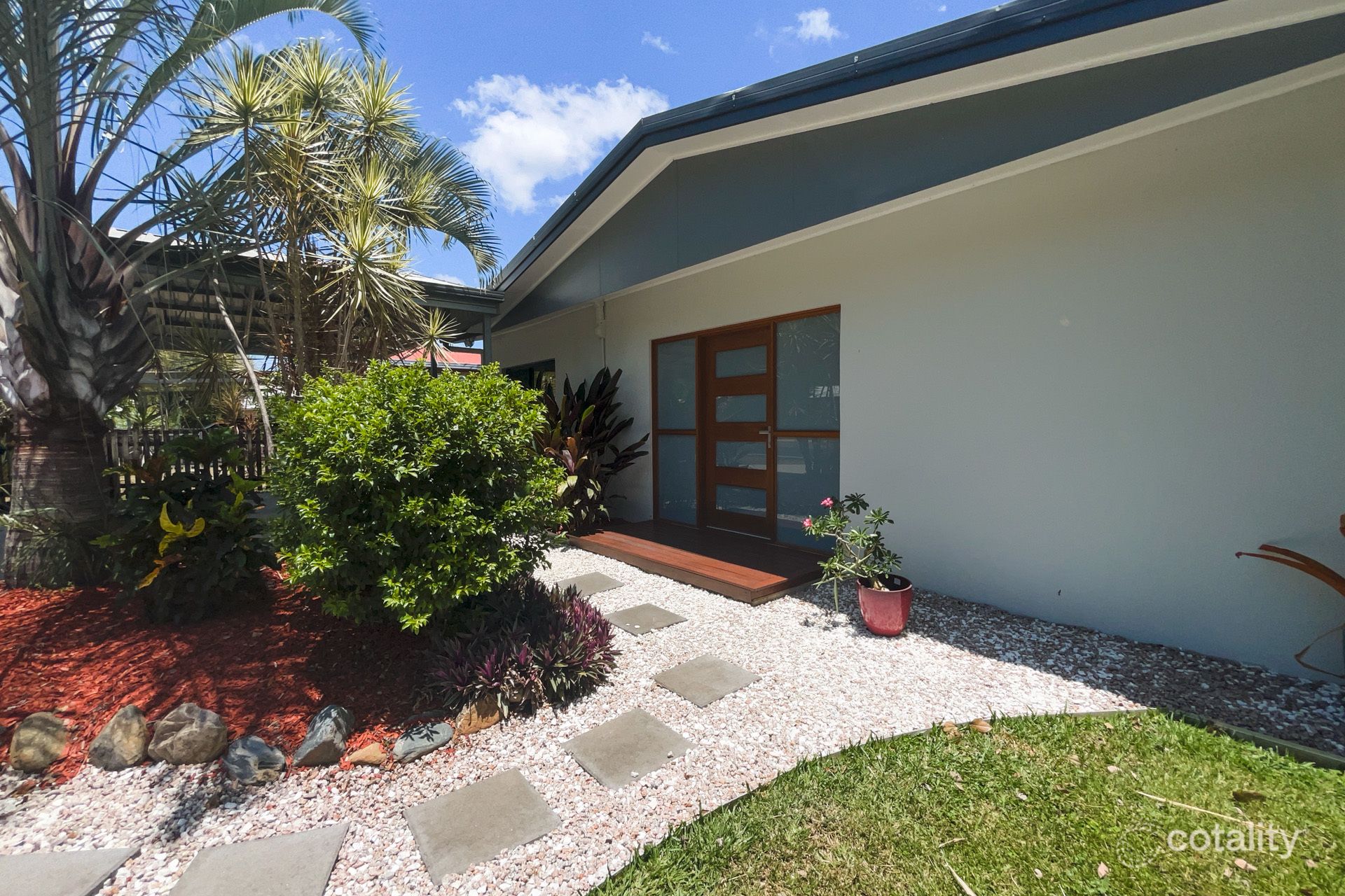 46 Impey St, Caravonica, QLD 4878
