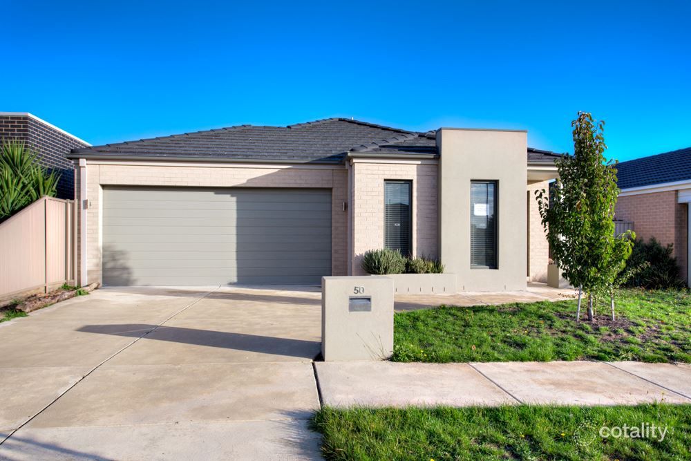 50 Chase Bvd, Alfredton, VIC 3350