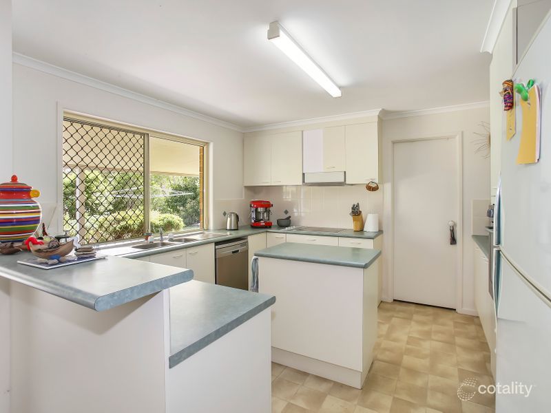 5 Northeden Ct, Cooroy, QLD 4563