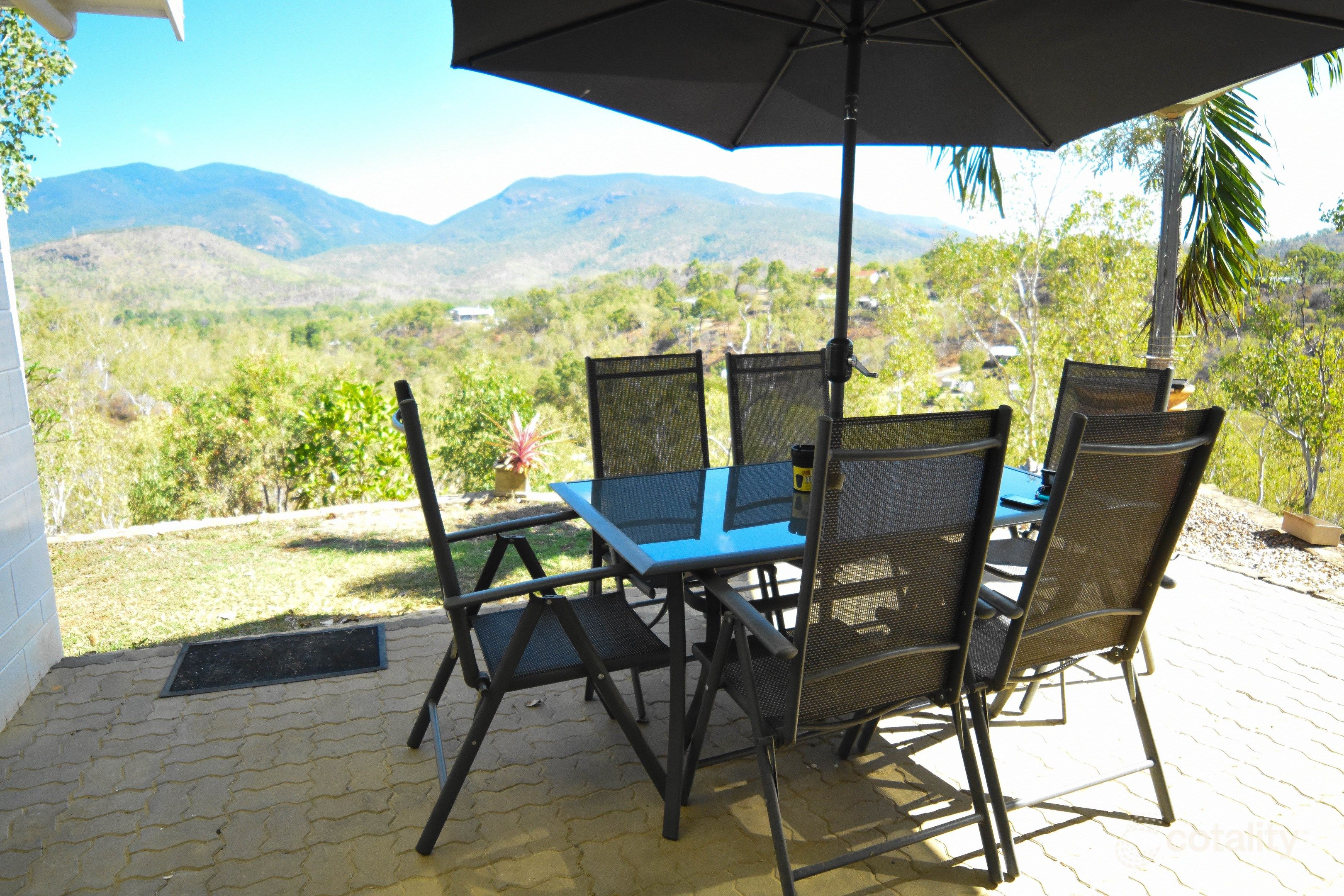 63 Alligator Creek Rd, Alligator Creek, QLD 4816