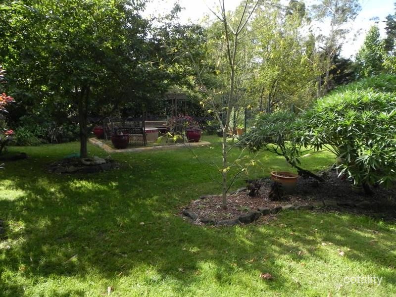 84 Genevieve Rd, Bullaburra, NSW 2784