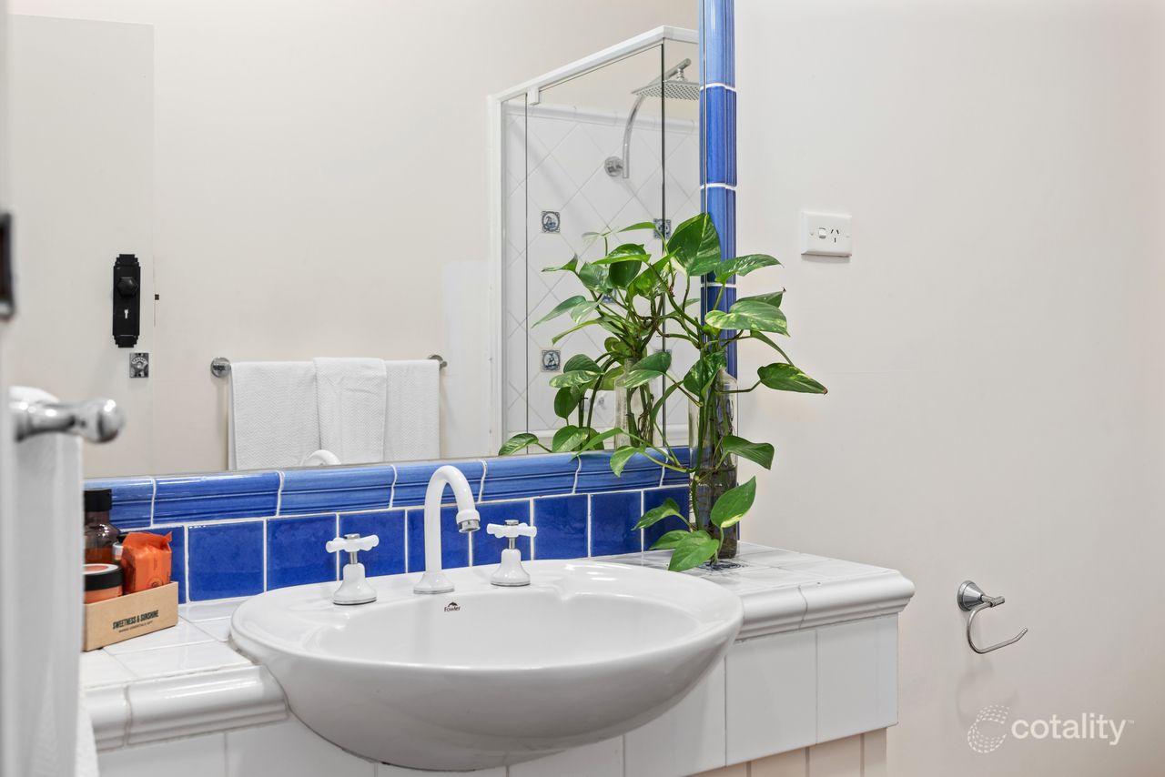 27 Anthony St, Hamilton, QLD 4007