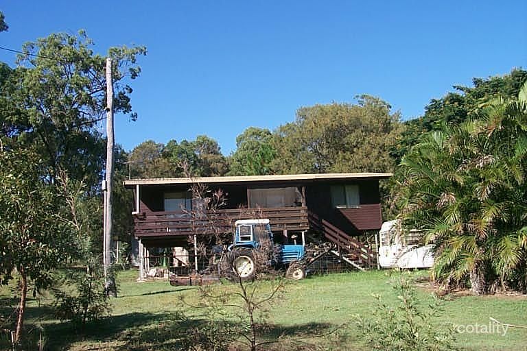 10 Wharf St, Macleay Island, QLD 4184