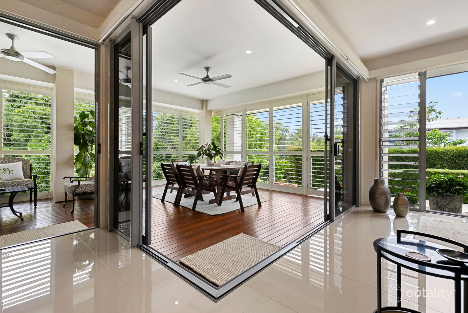 1 Lake Edge Dr, Noosa Heads, QLD 4567