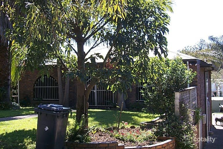 212 Darcy Rd, Seven Hills, QLD 4170