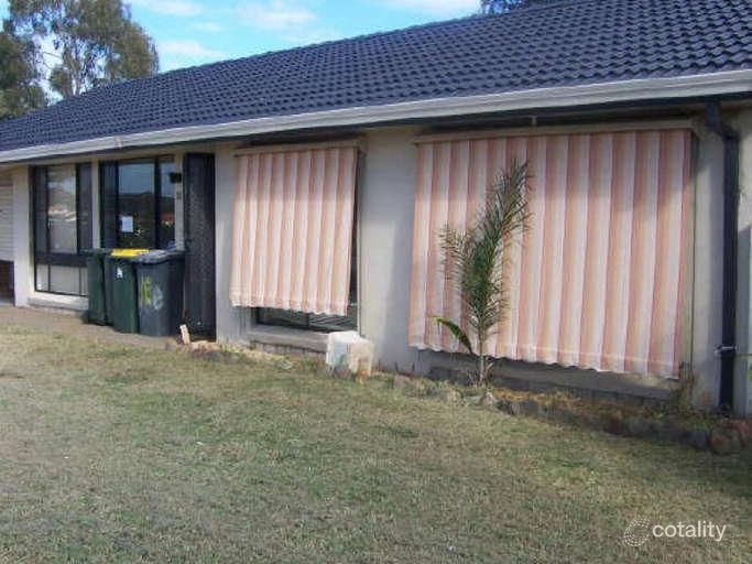 18 Emerald Dr, Eagle Vale, NSW 2558