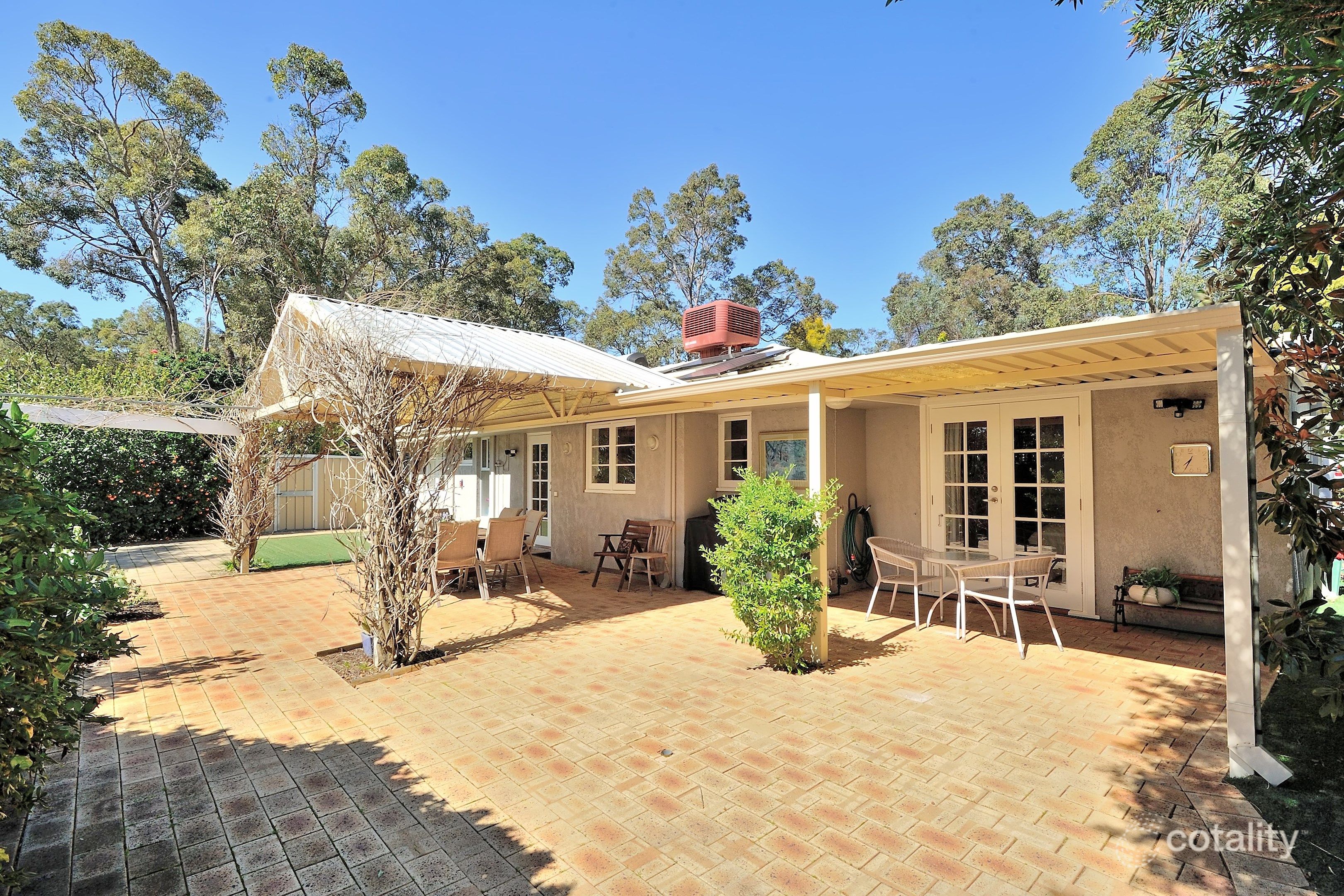 18 Casino Rd, Glen Forrest, WA 6071