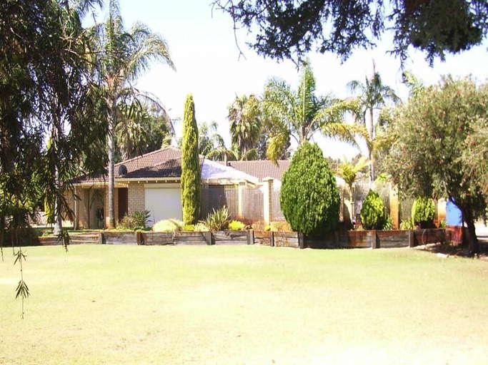 195 Greenwood Way, Barragup, WA 6209