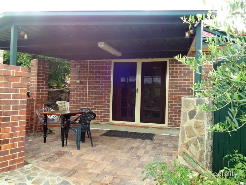 1/19 Luderitz Cl, Hallett Cove, SA 5158