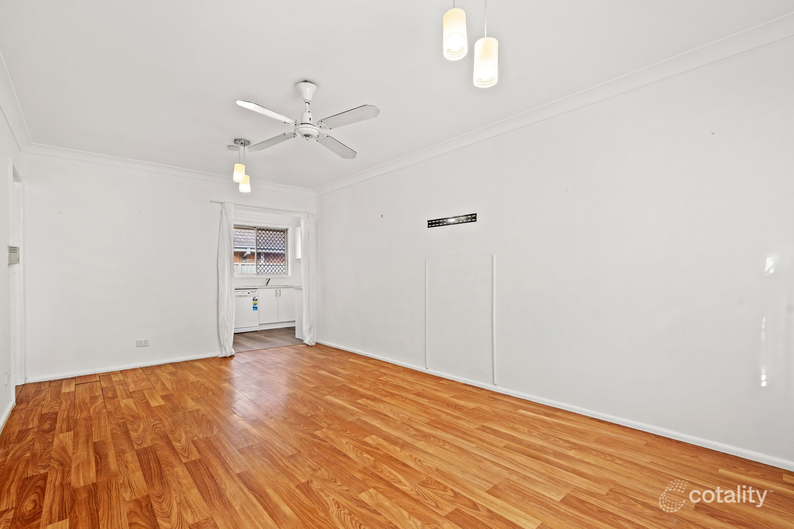 2/4 Billabong St, Woy Woy, NSW 2256