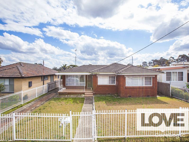 38 Conmurra Cct, Shortland, NSW 2307