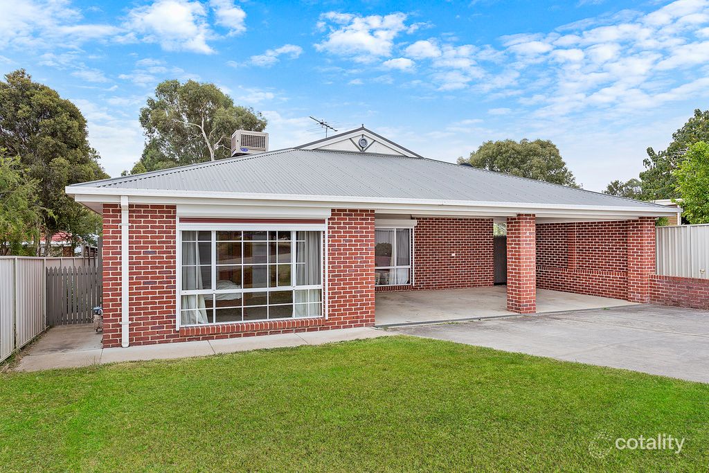 4 Indigo Cl, West Wodonga, VIC 3690