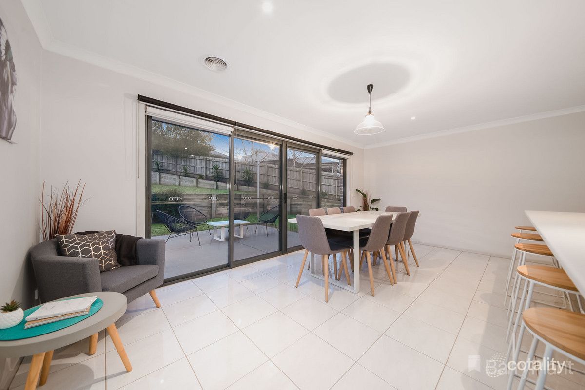 24 Mcmillan Dr, Warragul, VIC 3820