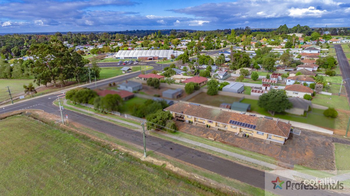 2/16 Kelly St, Manjimup, WA 6258