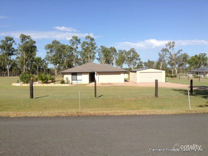 20 Legend Dr, Adare, QLD 4343