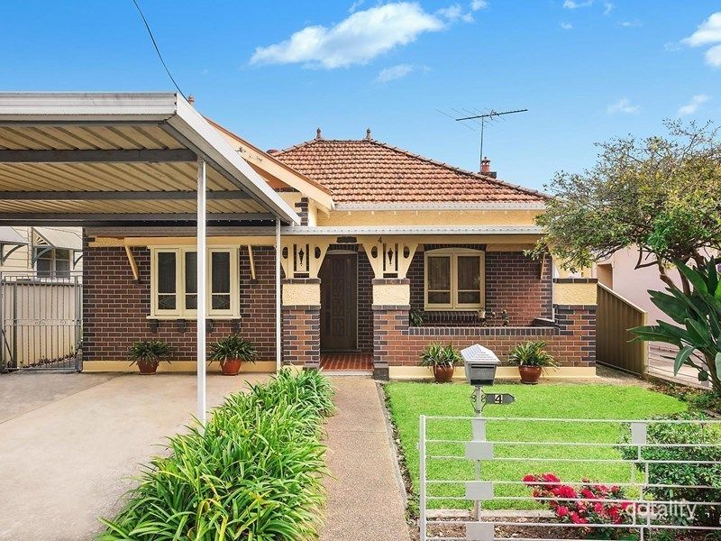 4 Salisbury St, Concord, NSW 2137