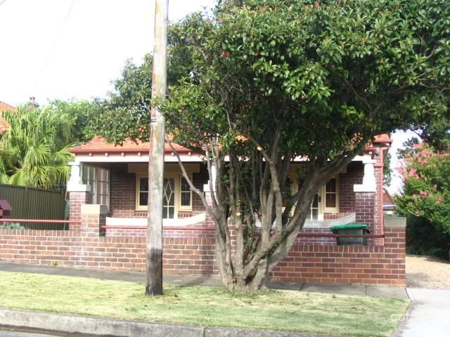 7 Warwillah Rd, Russell Lea, NSW 2046