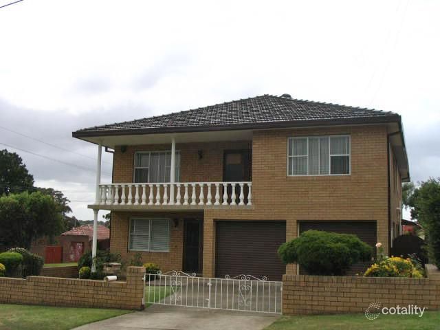 132 Wolli St, Kingsgrove, NSW 2208