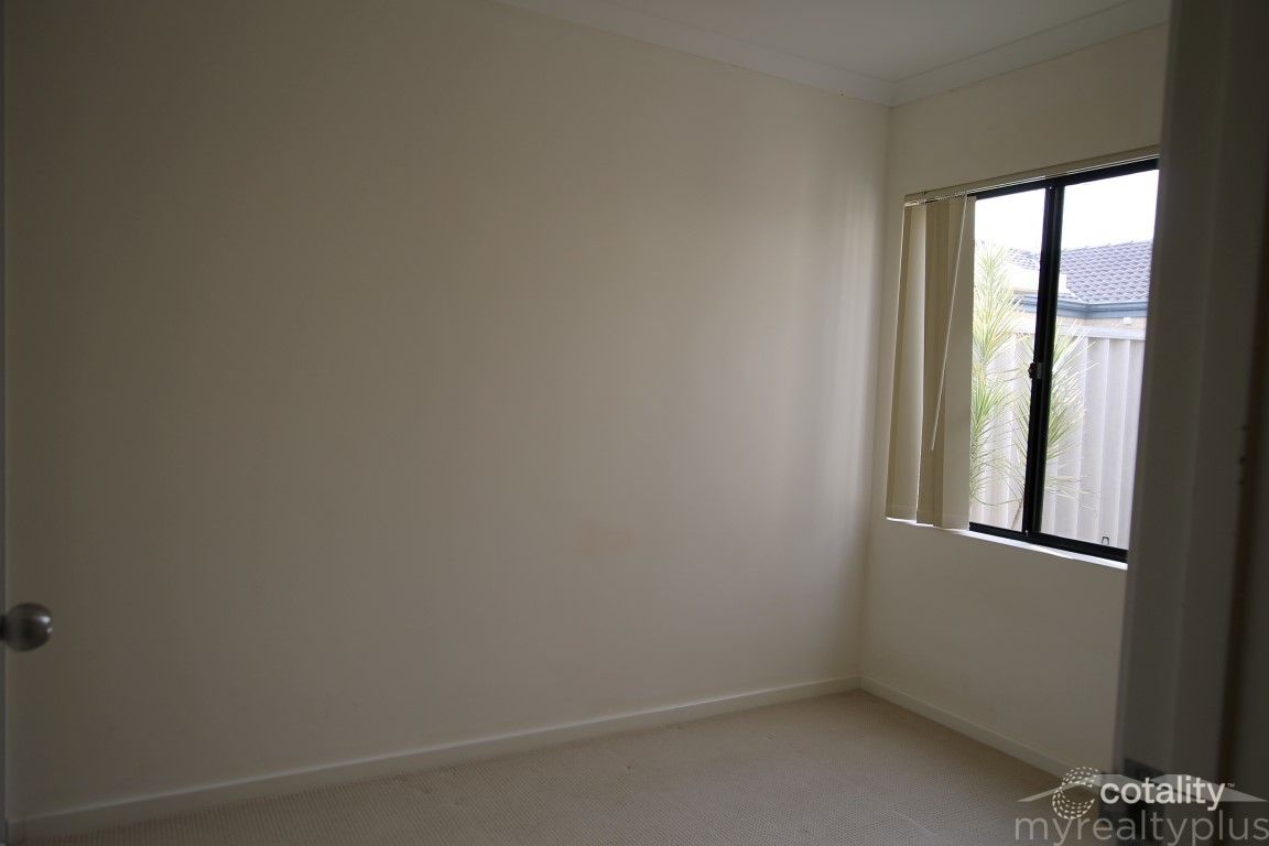 17c Robertsbridge Rd, Nollamara, WA 6061