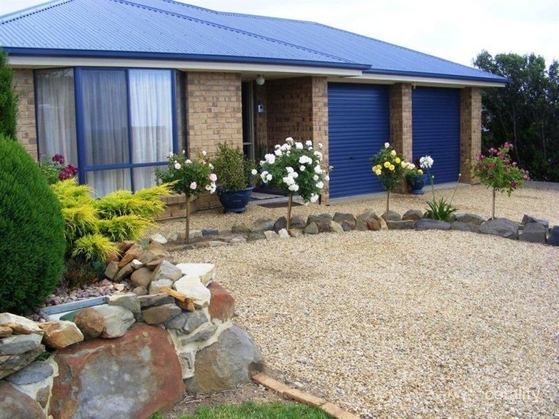 5 Hump Back Rd, Encounter Bay, SA 5211