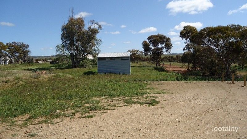 24 Fifth St, Carrieton, SA 5432