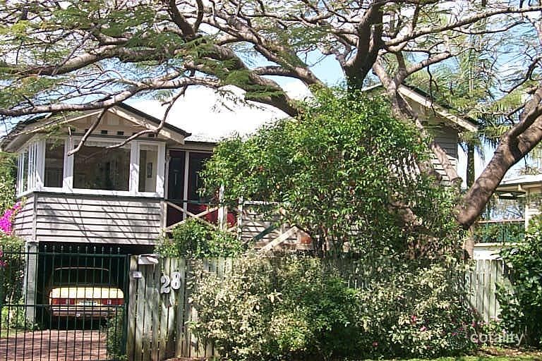 28 Morcom Ave, Corinda, QLD 4075