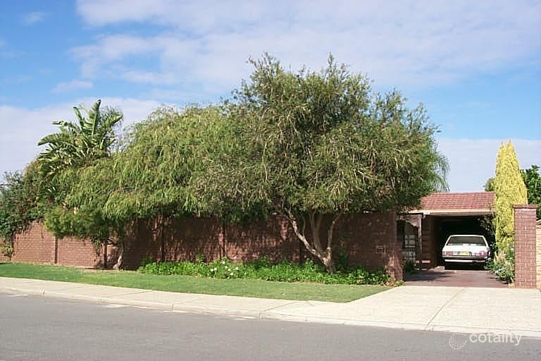 3 Glenbrook Dr, Ballajura, WA 6066