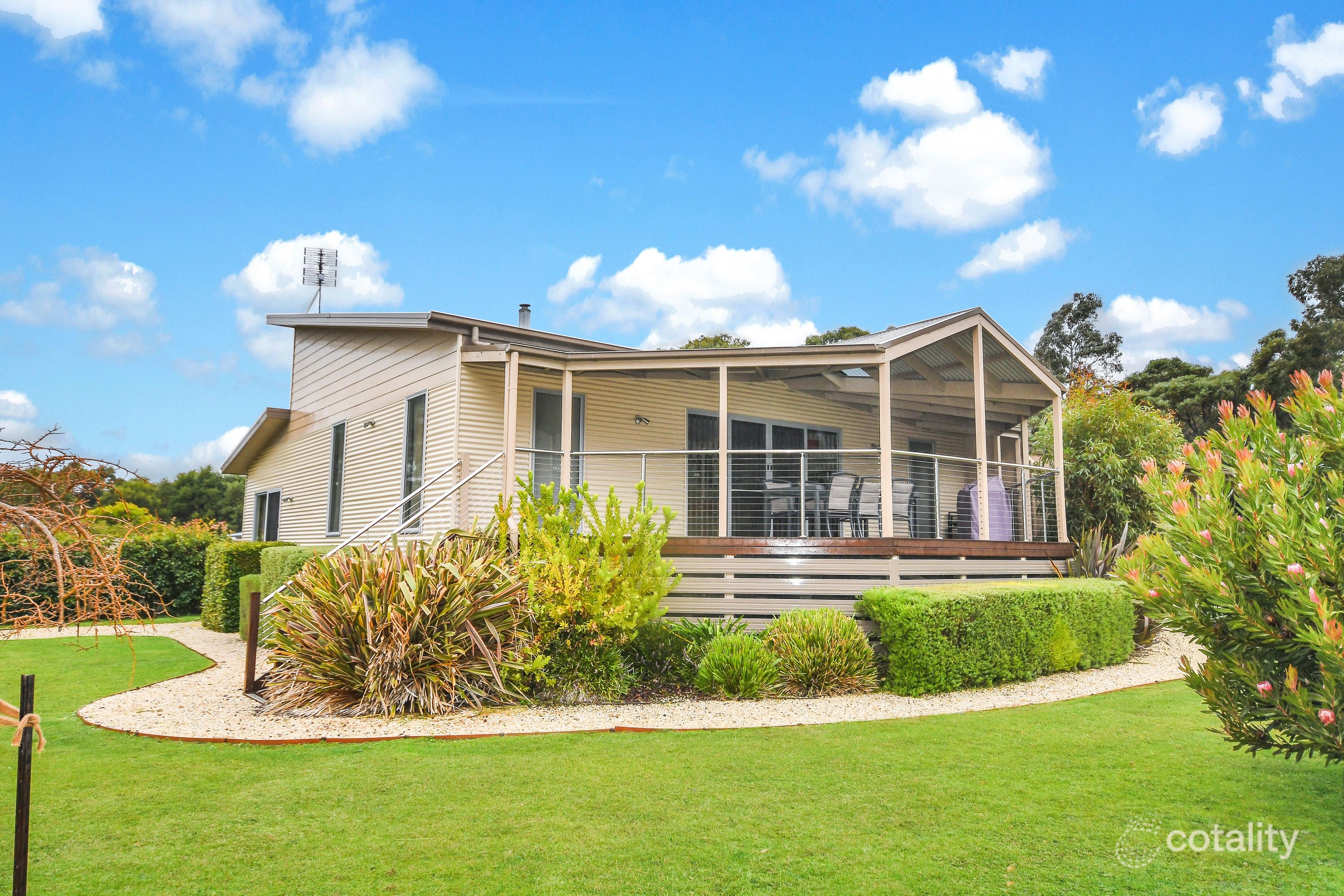 2 Evans Pl, Halls Gap, VIC 3381