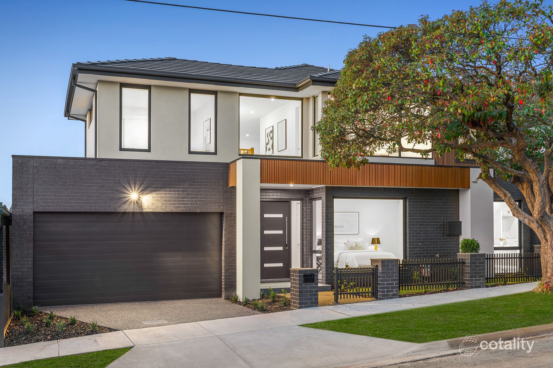 2b Rothsay Ave, Burwood, VIC 3125