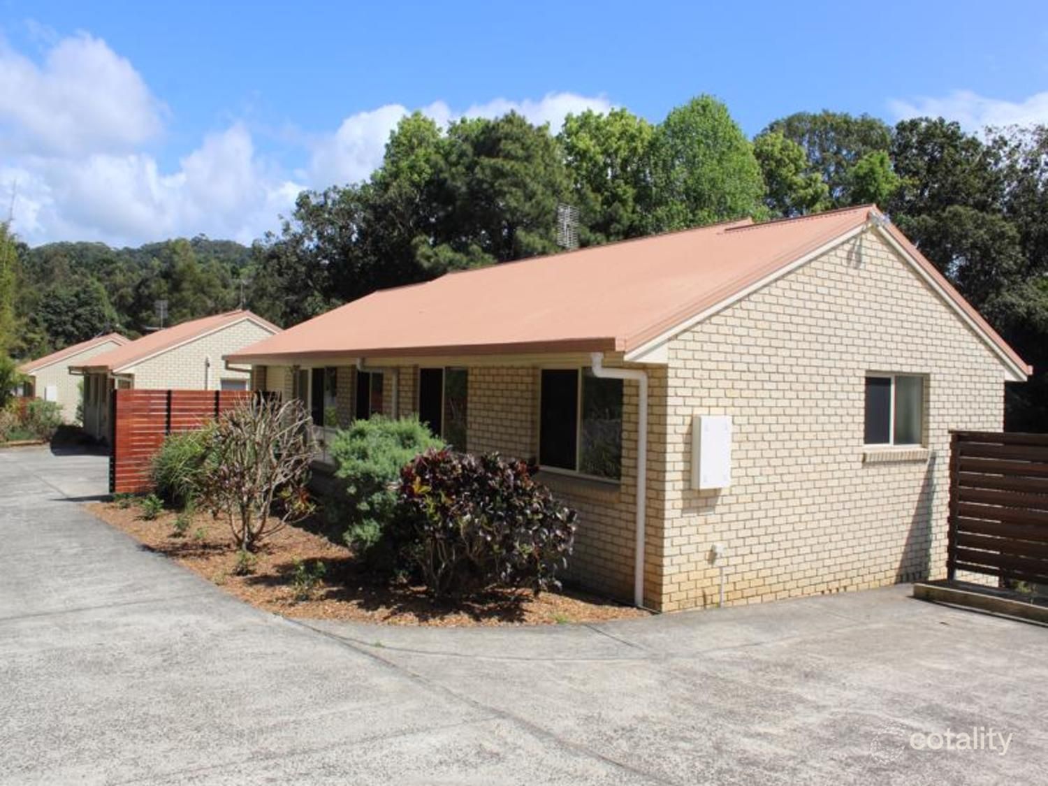 1/3 Kuringai Way, Ocean Shores, NSW 2483