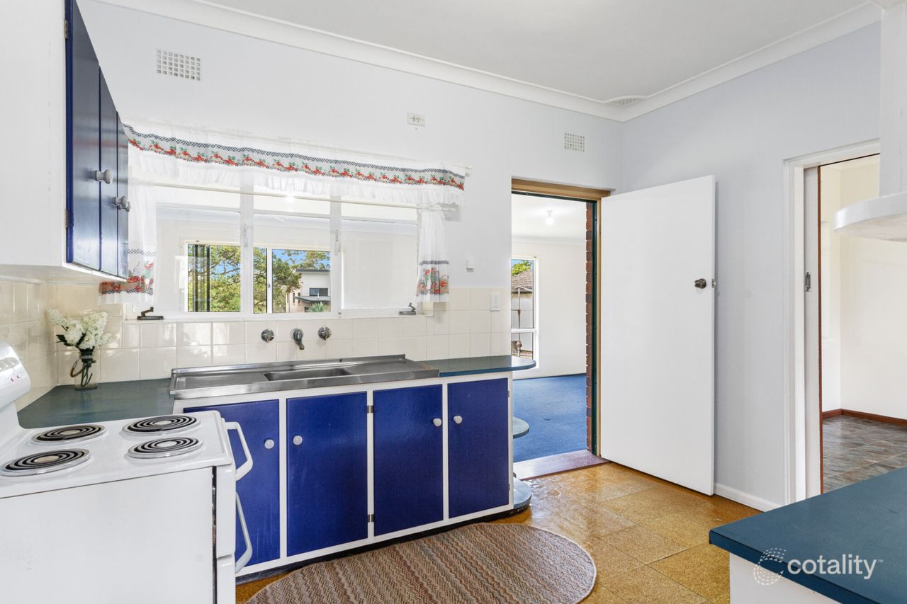 16 Crawford Rd, Mount Kuring-Gai, NSW 2080