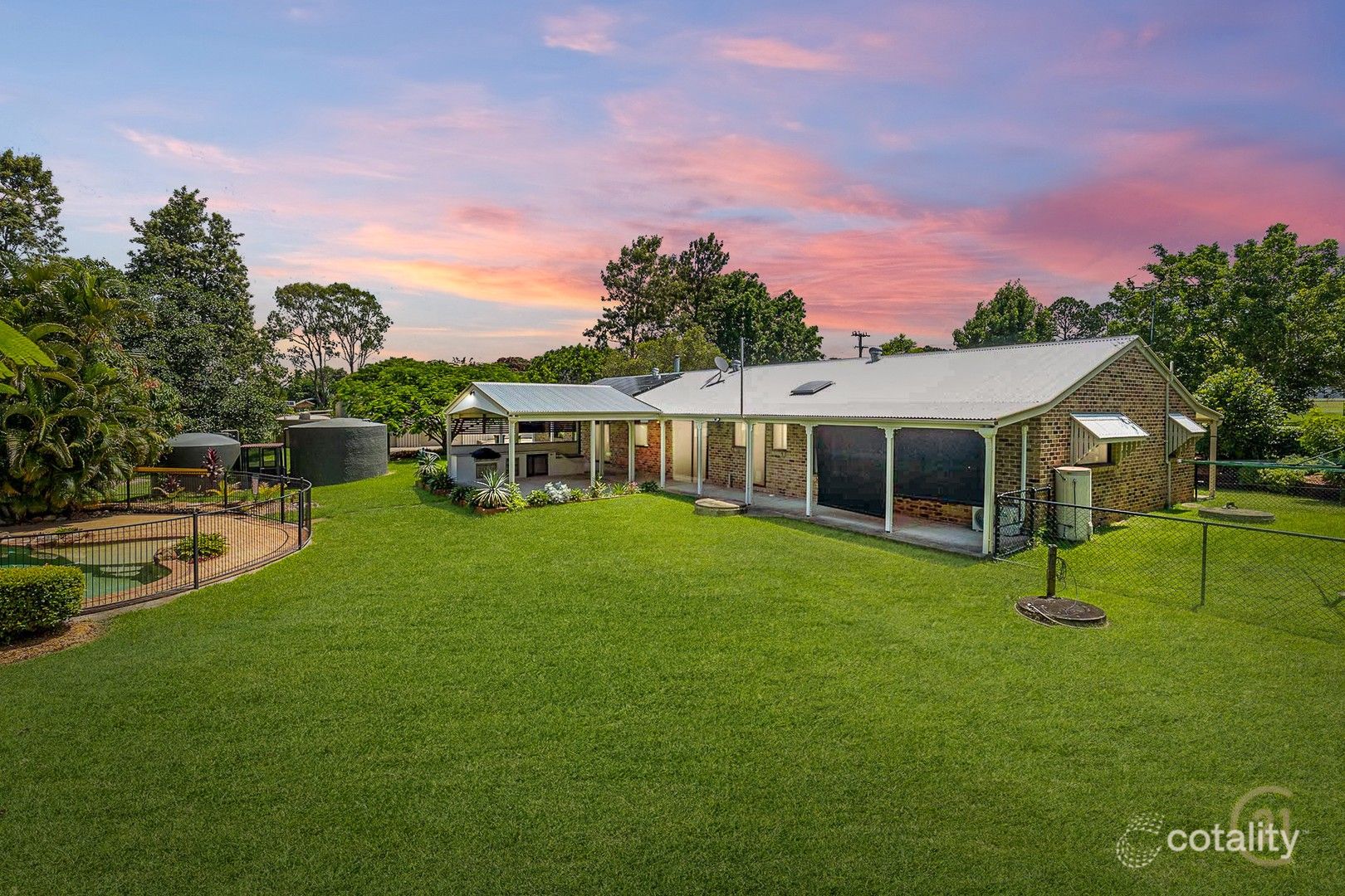 11-19 Solandra Rd, Park Ridge South, QLD 4125